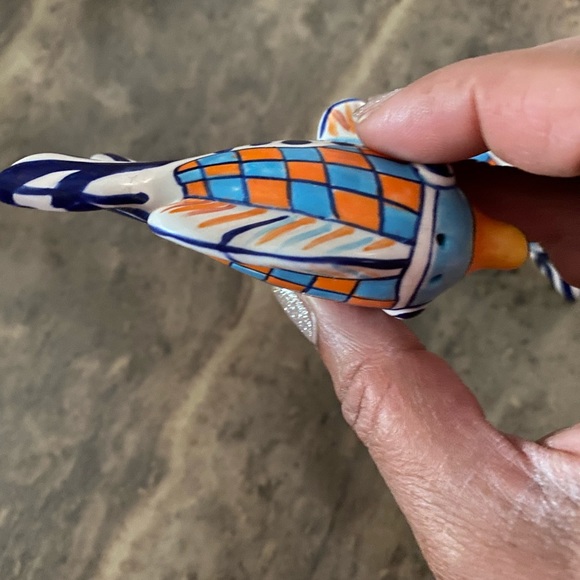 Salt and pepper shakers - Picture 4 of 5